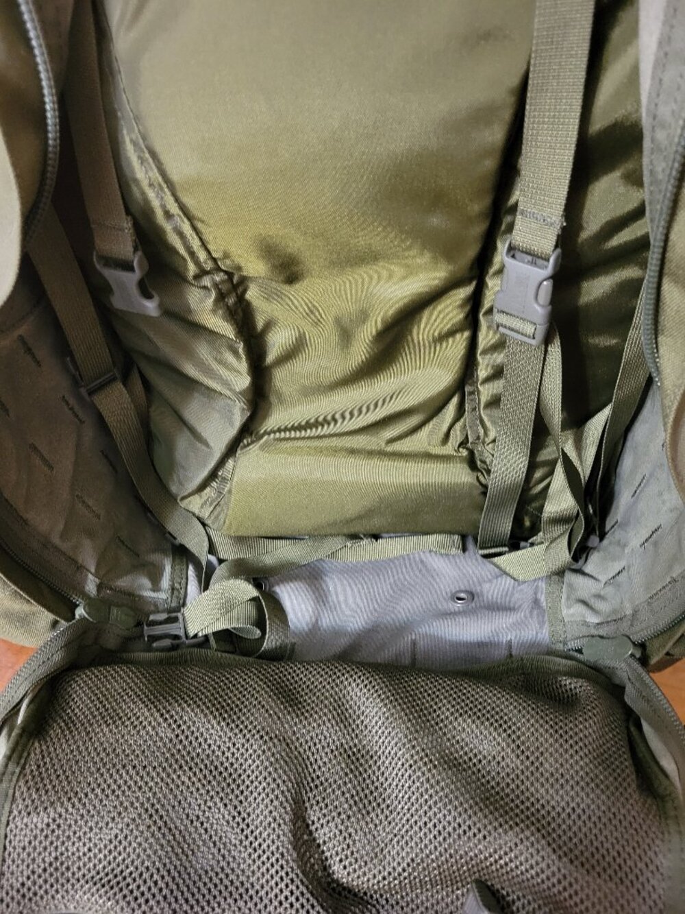 Blackhawk Titan Hydration Backpack Olive Drab - Picture 7 of 9